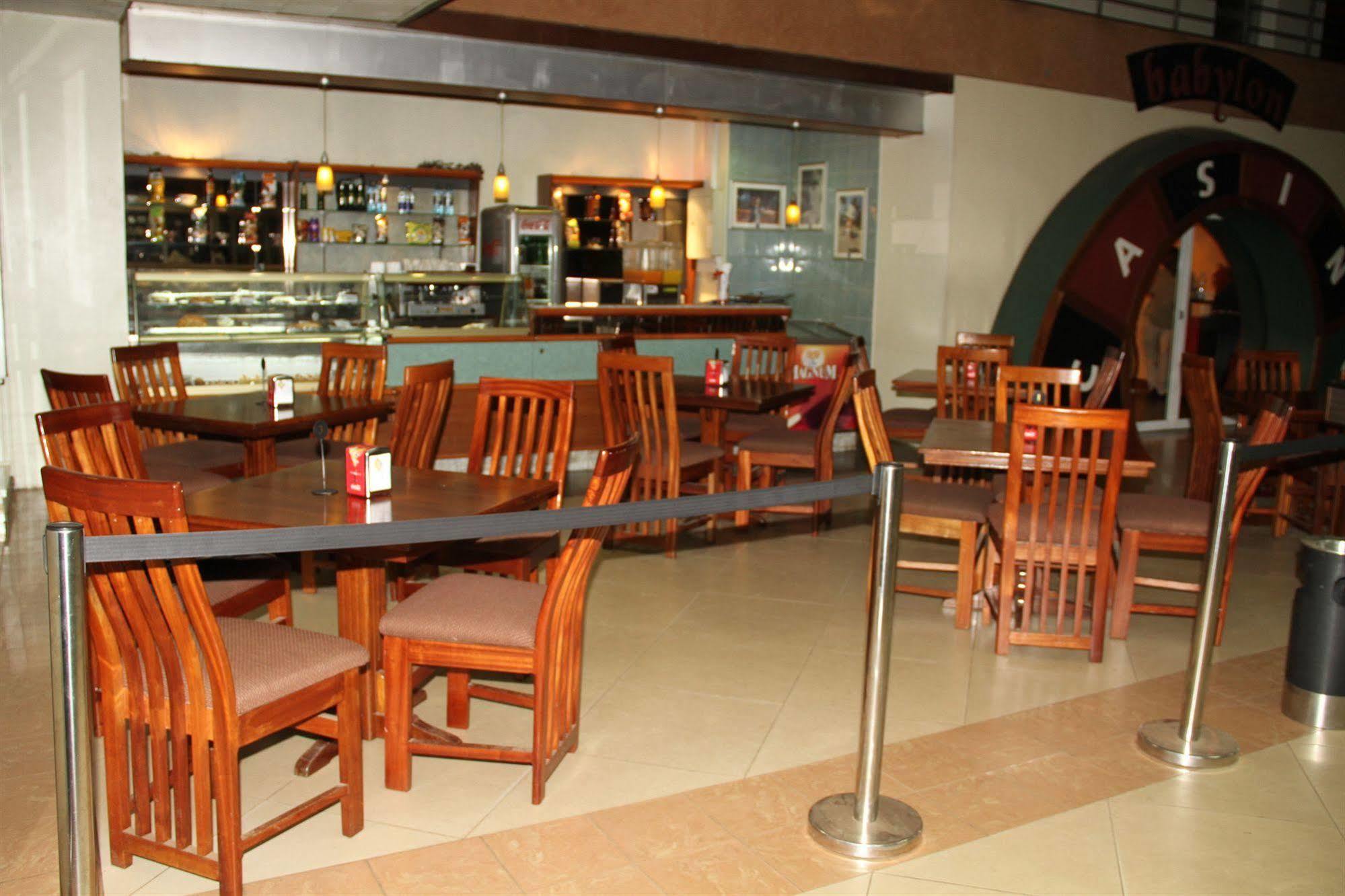Sentrim 680 Hotel Nairobi Exterior photo