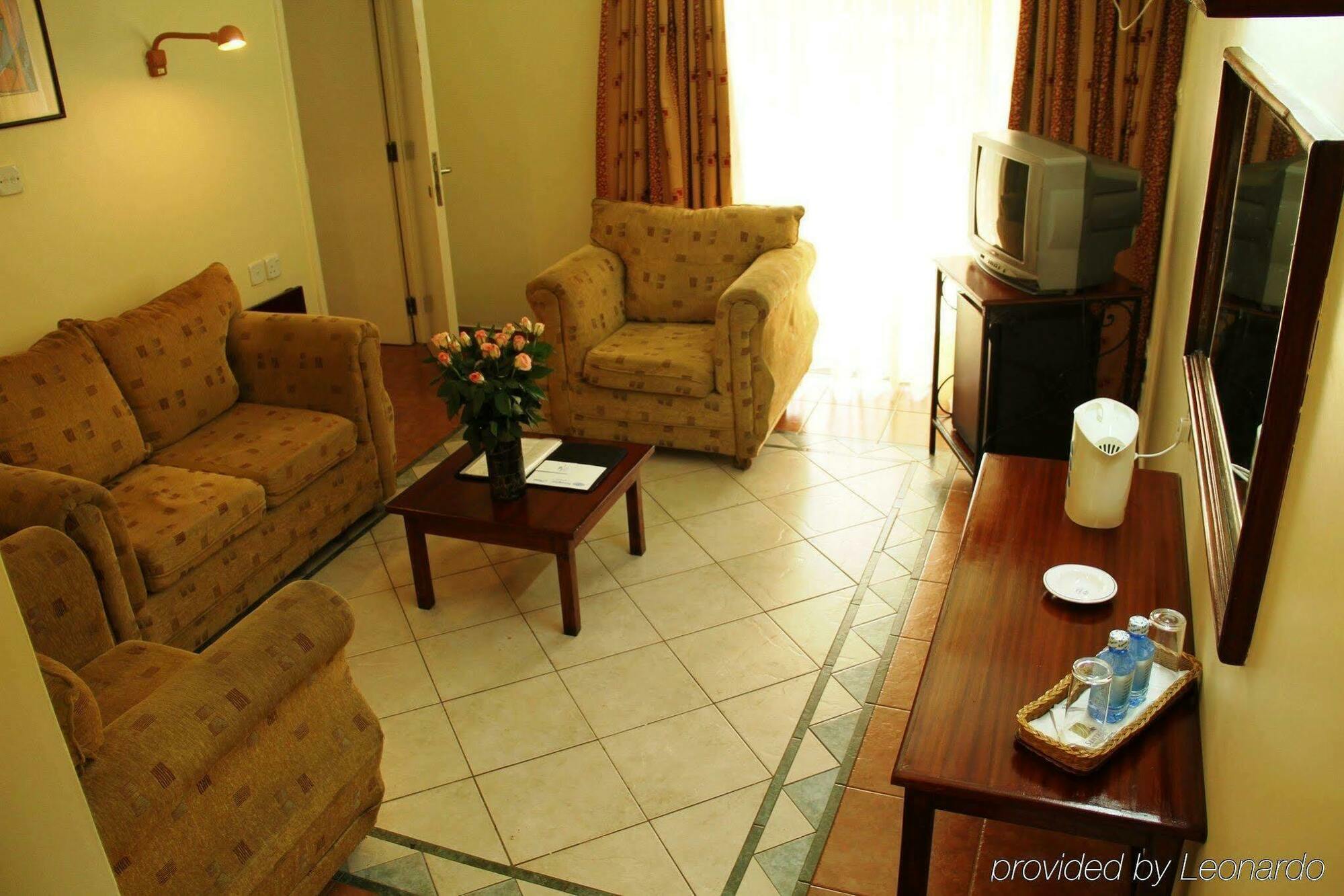 Sentrim 680 Hotel Nairobi Room photo